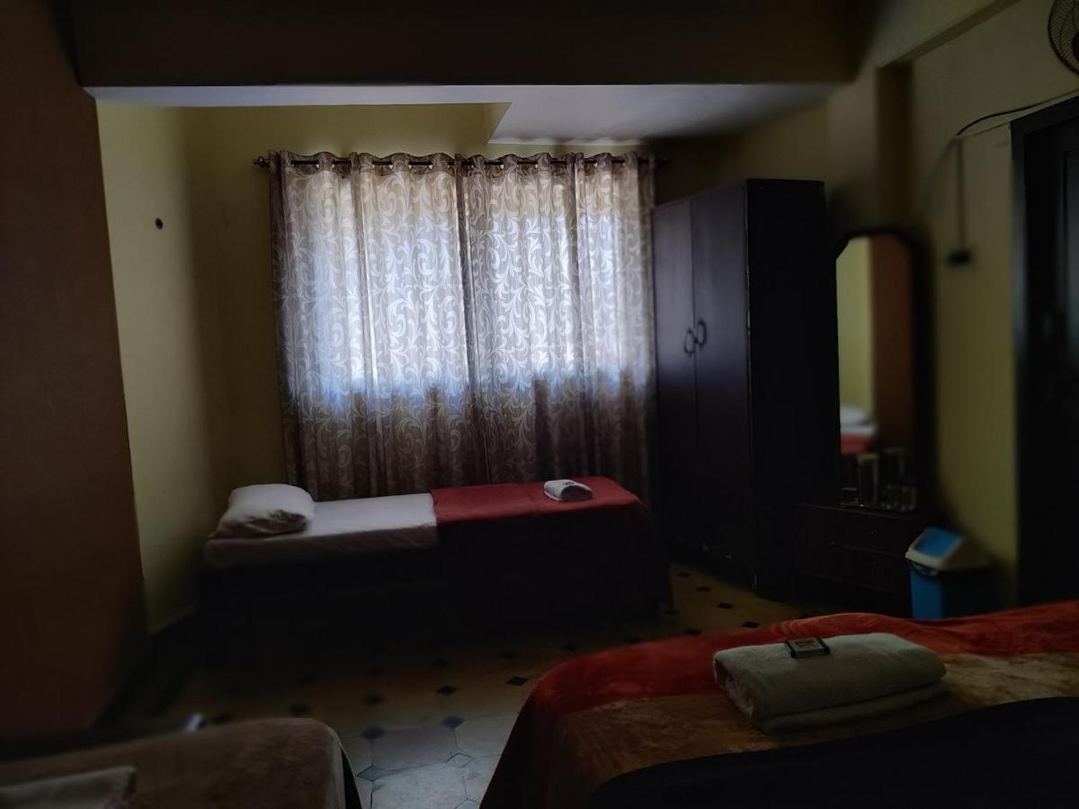 Hotel Caveri Comfort Inn Madikeri Kültér fotó